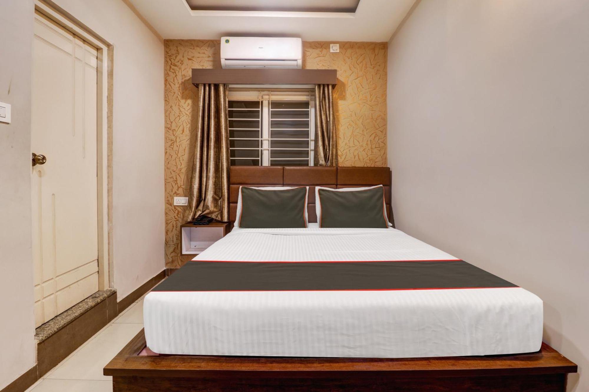 Emara Delight Executives Rooms Bangalore Bagian luar foto